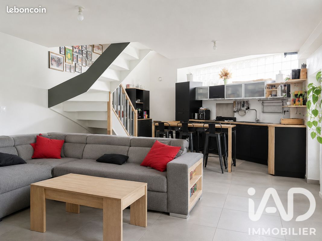 Appartement 3 pièces 55 m² · à Maurepas · 55 m² · 229 000 €