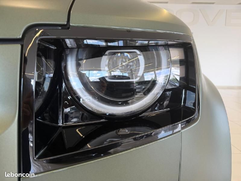 Land-rover Defender 90 3.0 D250 Hard Top X-Dynamic SE (image 13)