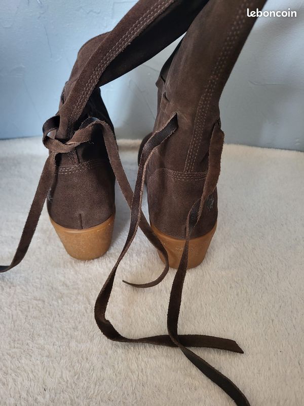 Bottes marron Lacoste - Pointure 37,5 (image 10)