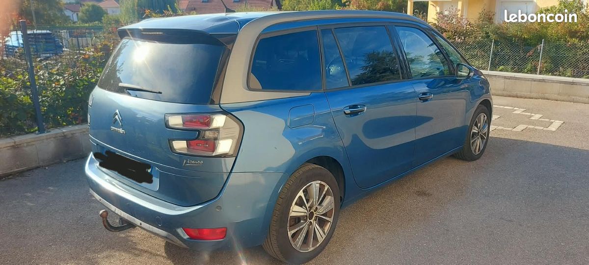 C4 Grand Picasso II 1.6 e-HDi S&S 115ch BVM6 (image 2)