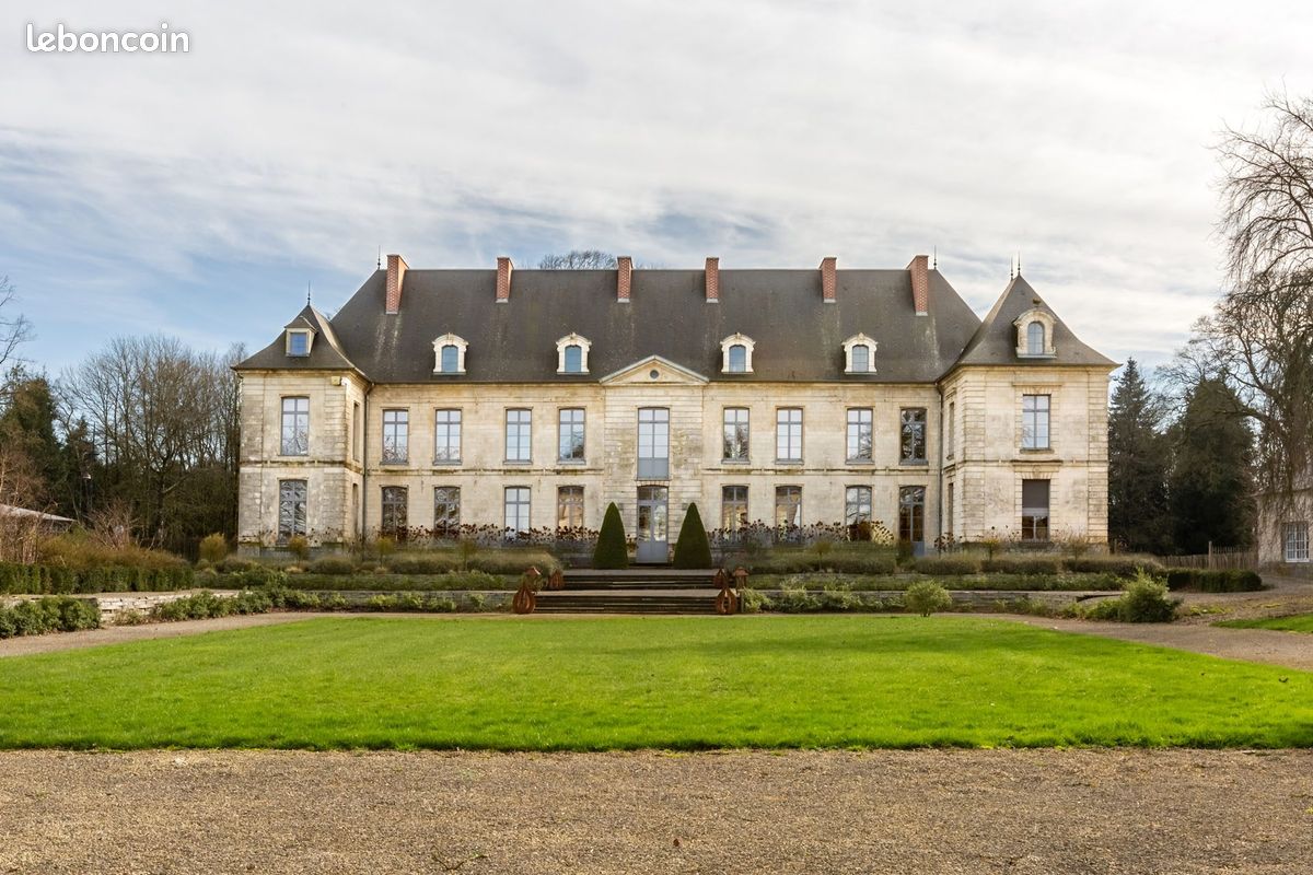 Immeuble 915 m² · à Arras · 915 m² · 2 990 000 €