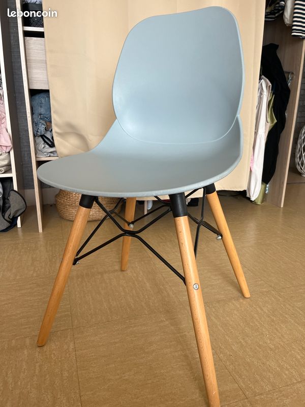 Chaise scandinave bleu gris (image 1)