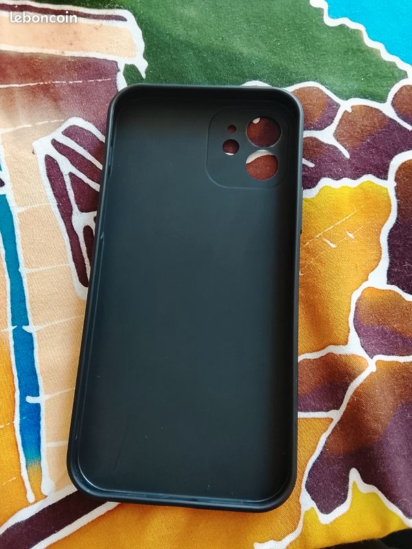 Coque iphone 12 (image 2)
