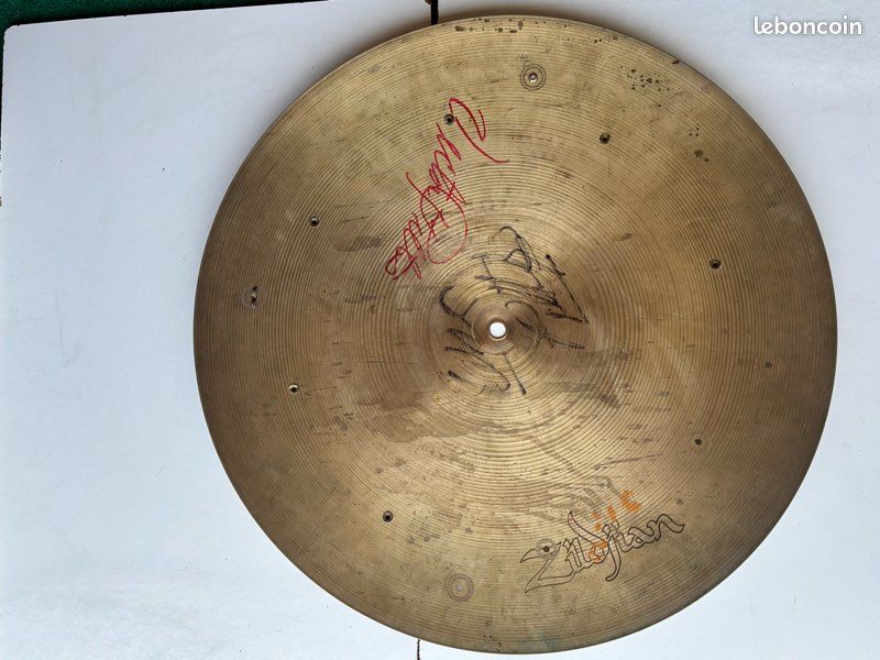 Cymbale Zildjian Flat Top Ride 20 ´ ´ signée Victor Pitts (image 4)