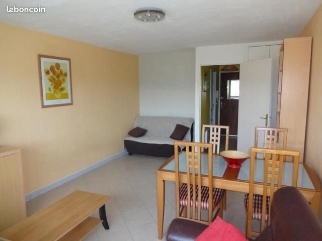 Appartement 1 pièce 26 m² · à Nîmes · 26 m² · 490 €