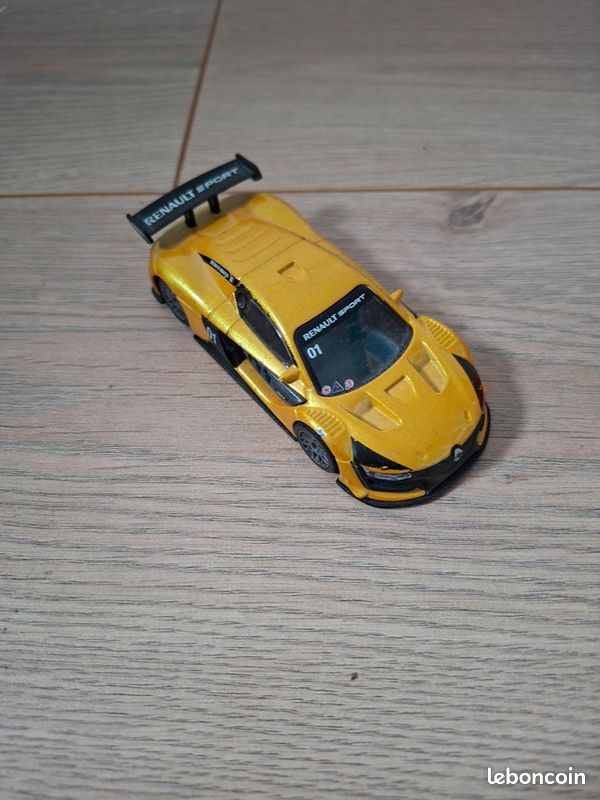 Bburago Renault Sport R.S. 01 1/43 (image 1)
