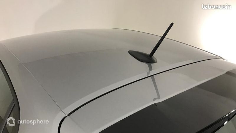 Peugeot 208 1.2 100ch S&S Style (image 22)