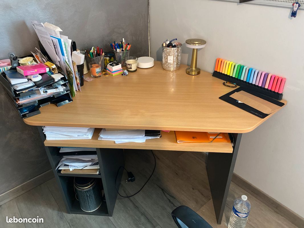 Bureau (image 3)