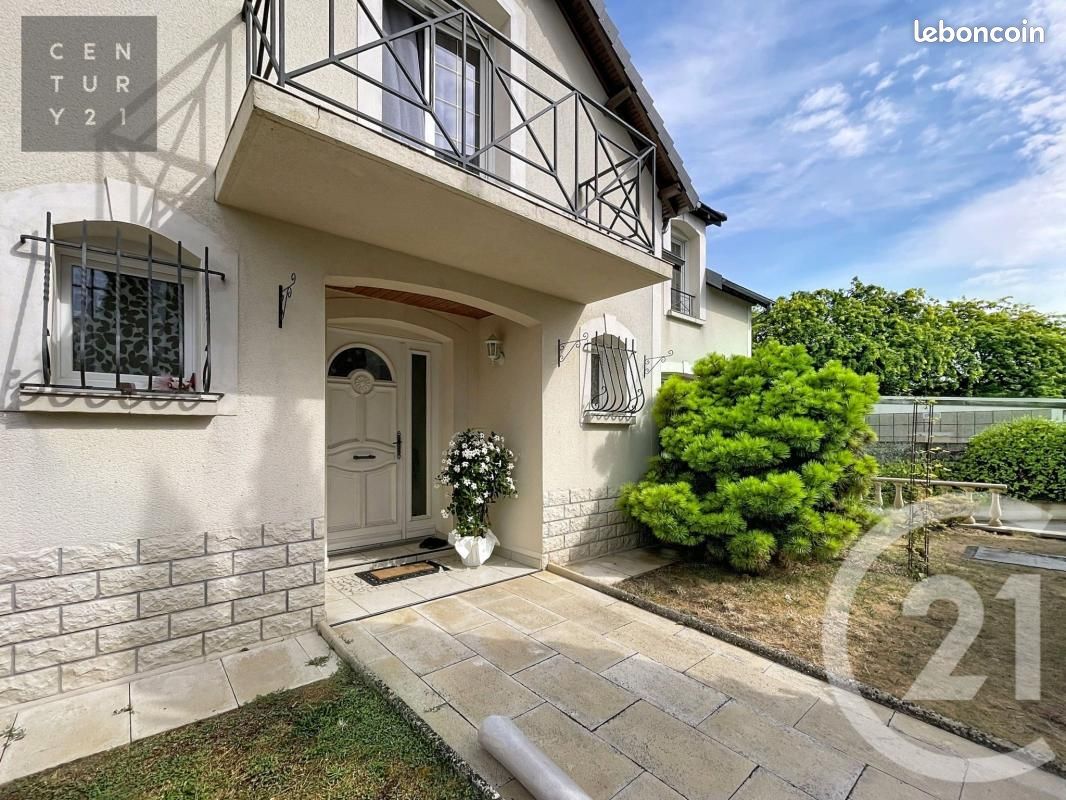 Maison 8 pièces 202 m² · à Troyes · 202 m² · 490 000 €