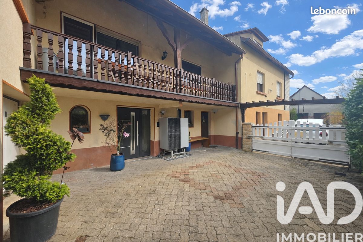 Maison 7 pièces 182 m² · à Hanviller · 182 m² · 215 000 €