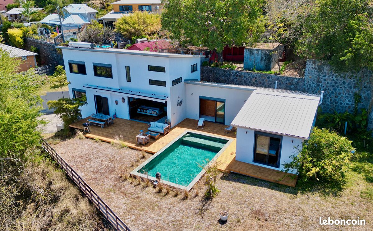Maison 5 pièces 207 m² · à Saint-Leu · 207 m² · 849 000 €
