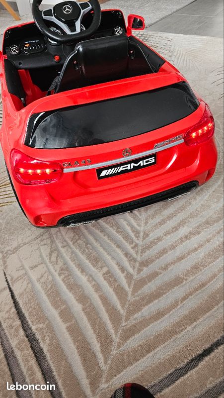 Mercedes AMG enfant (image 3)