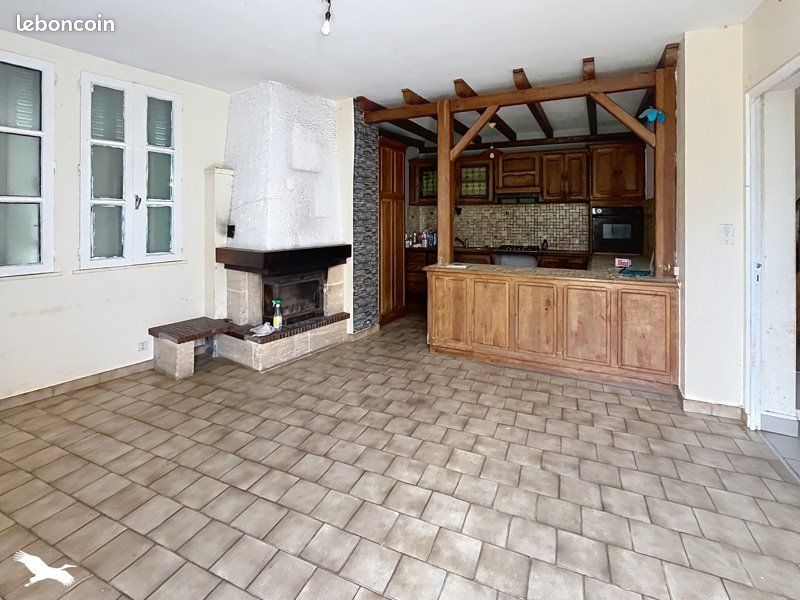 Maison 6 pièces 146 m² · à Le Dorat · 146 m² · 54 000 €