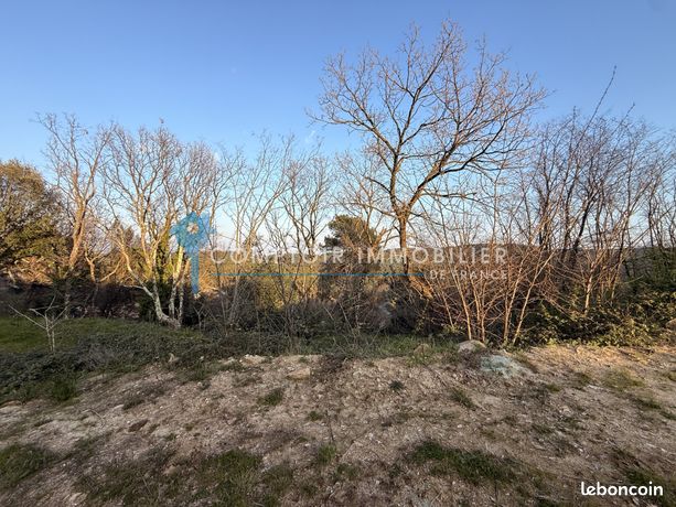 Terrain 3082 m² Ailhon