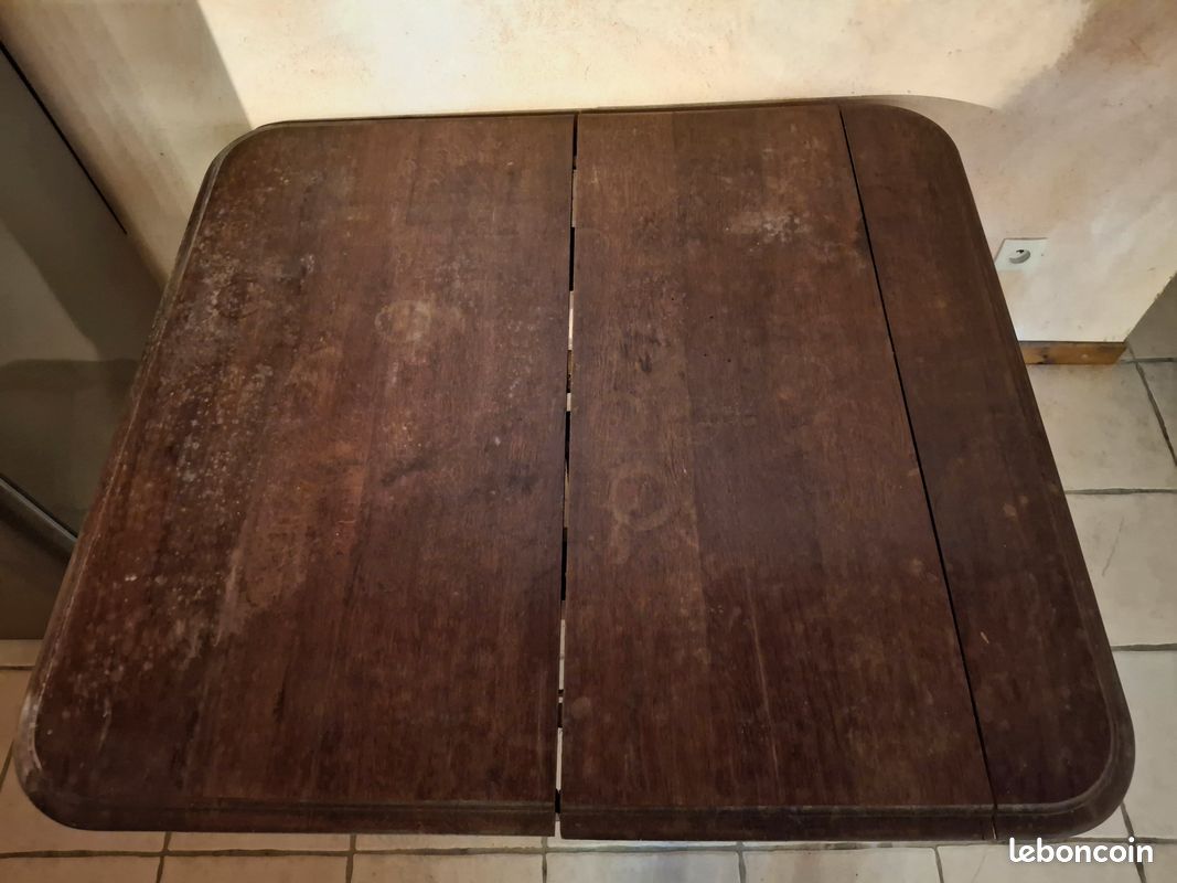Table de salle à manger de style Henri 2 (image 3)