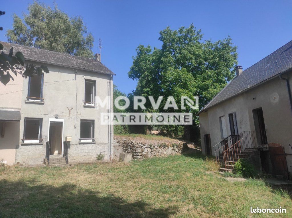 Maison 4 pièces 144 m² · à Arleuf · 144 m² · 34 000 €