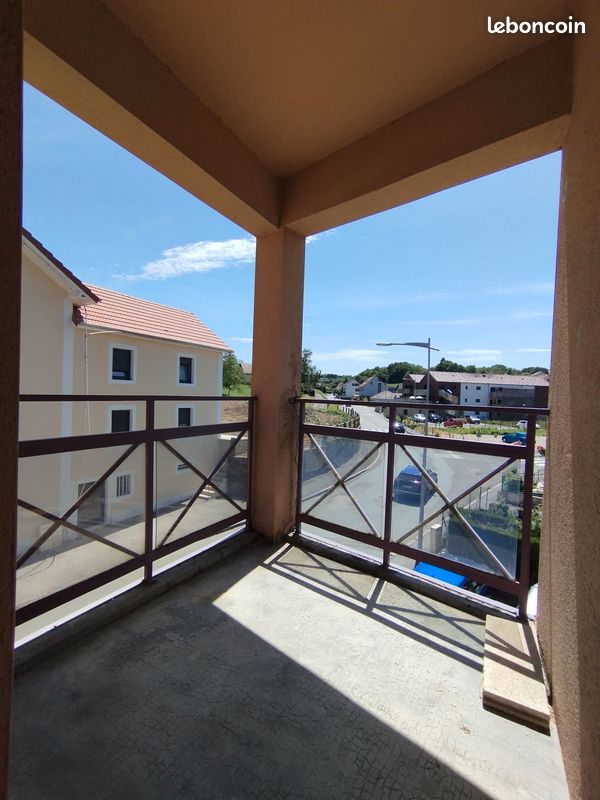 Appartement 4 pièces 87 m² · à Dampierre-les-Bois · 87,4 m² · 96 000 €