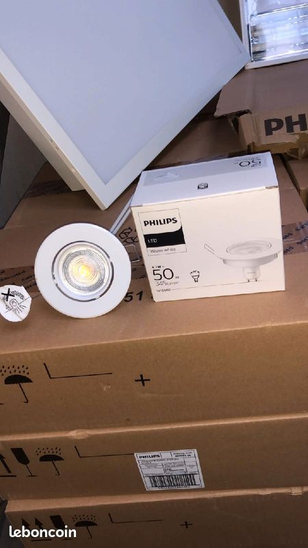 Spots led Philips neuf orientable (image 2)