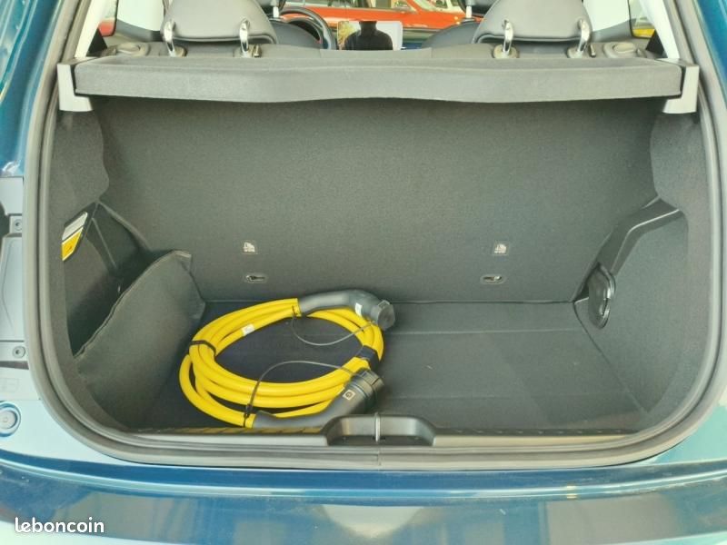 Fiat 500 e 95ch 23,8kWh Icône MY25 Step 2 (image 16)