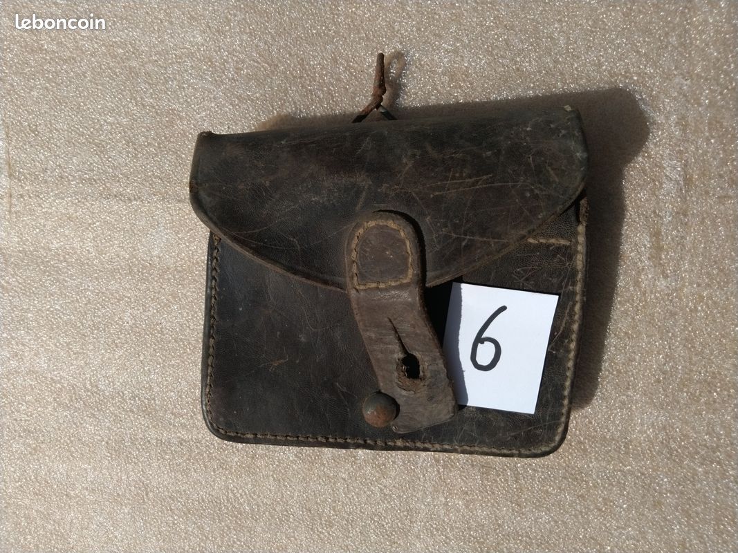 Boîte En Tôle Militaire Ancienne État Major Leopold - Confiserie Style Cachou - Belgique