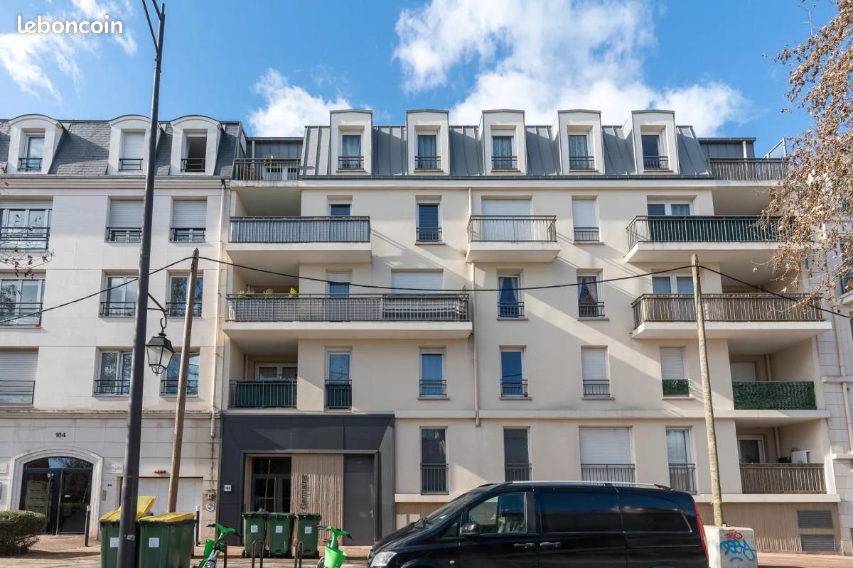 Appartement 1 pièce 34 m² · à Antony · 34 m² · 182 000 €