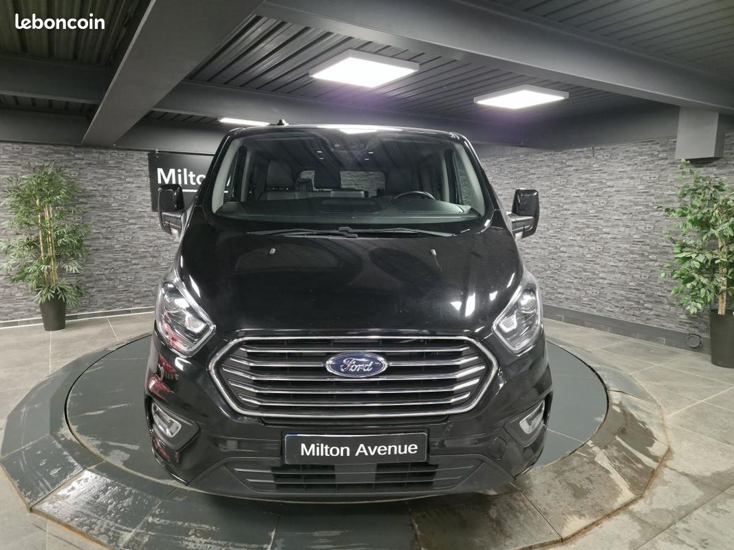 FORD TOURNEO CUSTOM 2.0 EcoBlue - 130 - BVA COMBI 320 L2H1 Titanium (image 9)