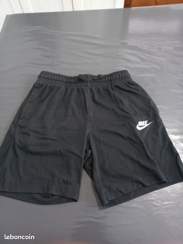 Short homme Nike (image 1)
