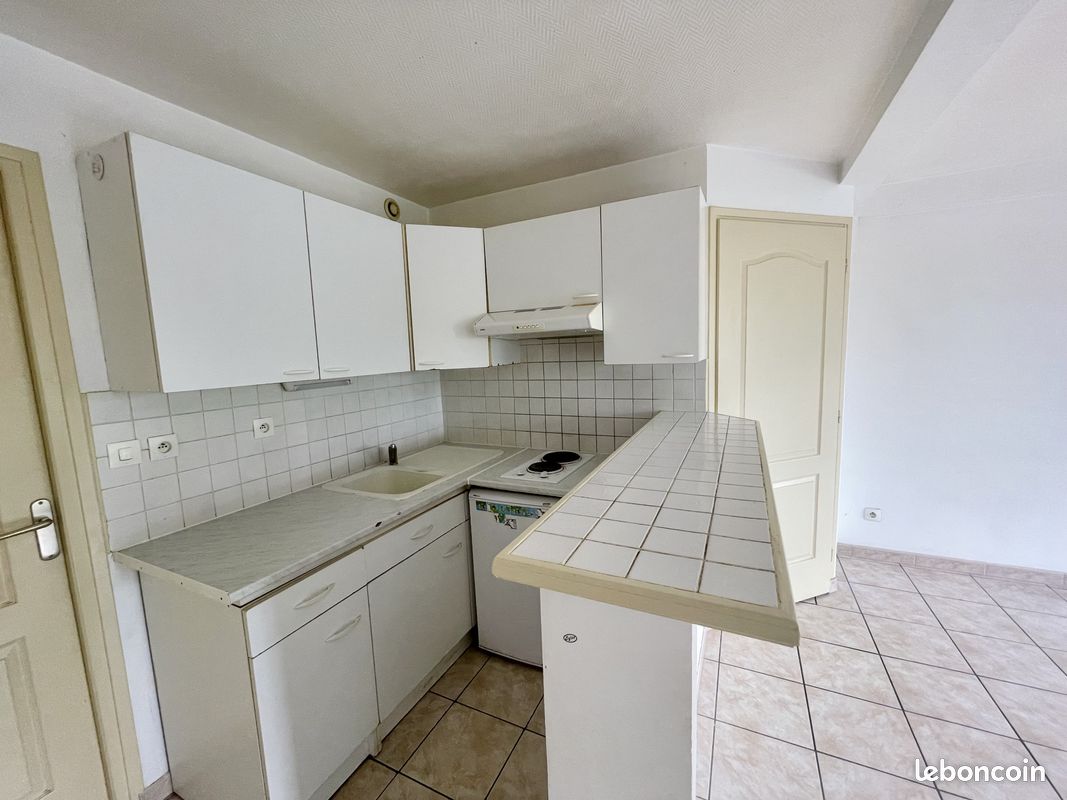Appartement a louer saint-etienne - 2 pièce(s) - 37 m2 - Surfyn