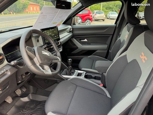 Dacia DUSTER 1.2 MILD HYBRID 130CH EXTREME (image 5)