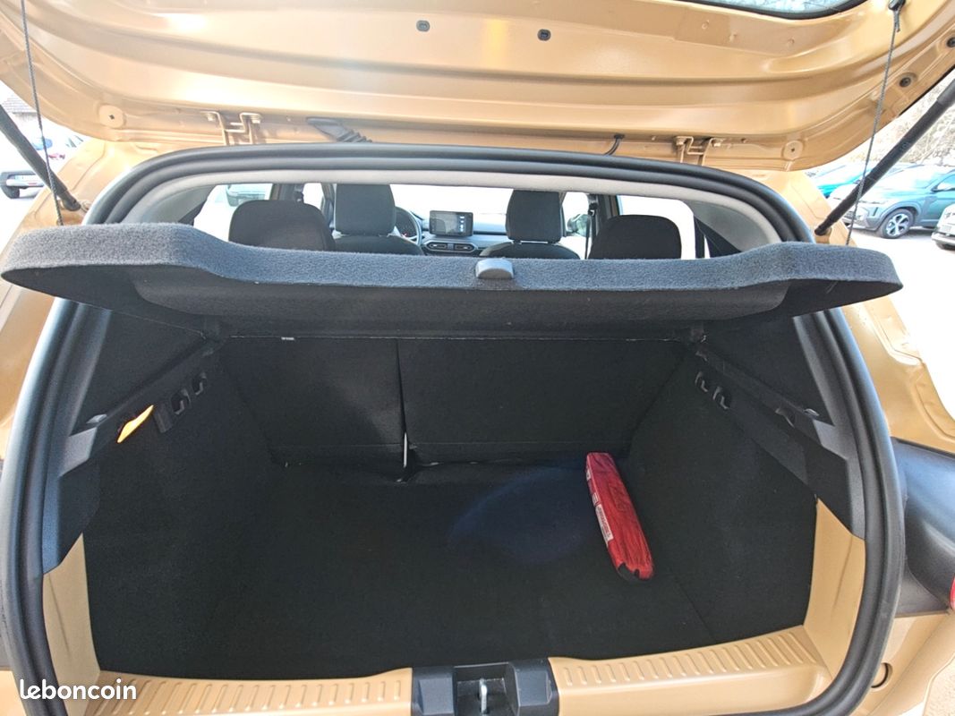 Dacia SANDERO STEPWAY EXPRESSION TCE 90 + Navigation (image 4)