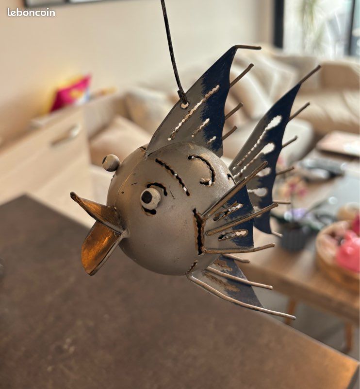 Décoration petit poisson en métal (image 5)