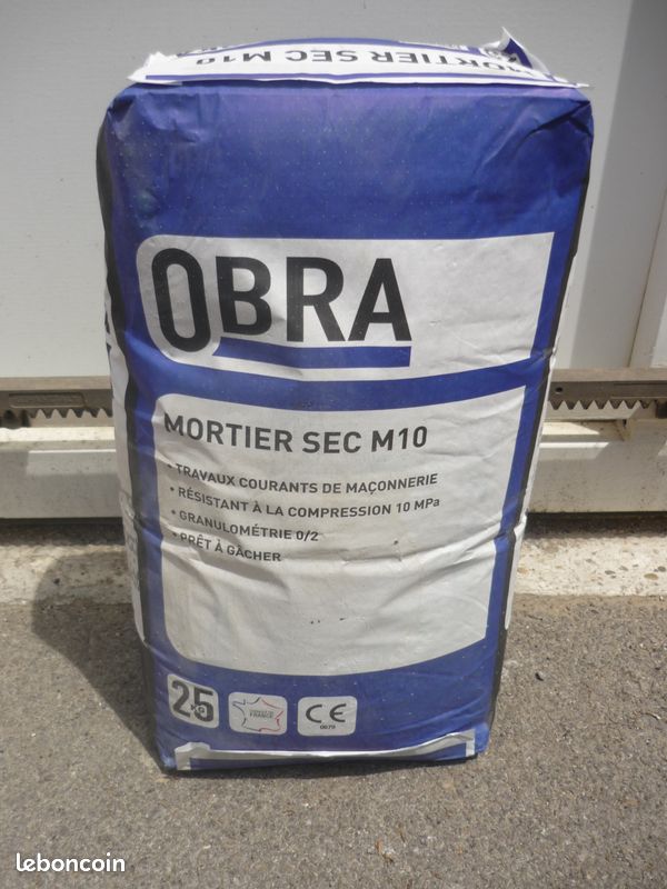 Sac de mortier (image 1)