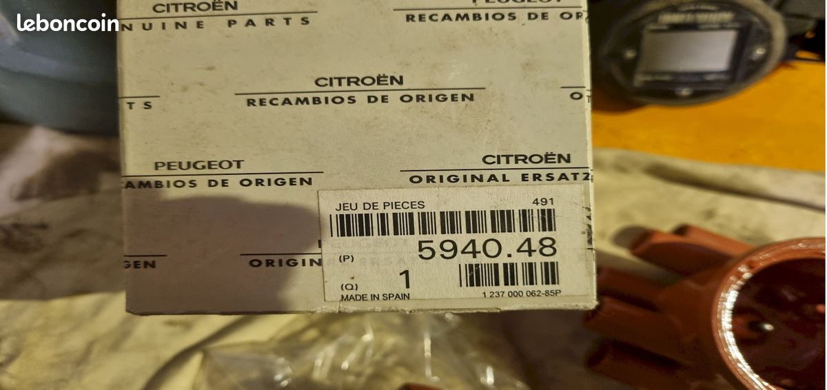 Tête de delco PEUGEOT 104 3/5 portes 1.1 50 CV Essence 109F (XW7) 1980