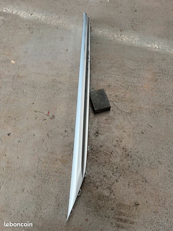 Bas de caisse gauche BMW X1 F48 F49 (image 2)