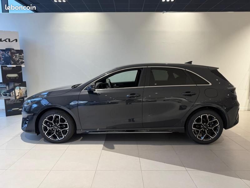 Kia Ceed 1.5 T-GDi 140ch GT-Line Business DCT7 MY25 (image 6)