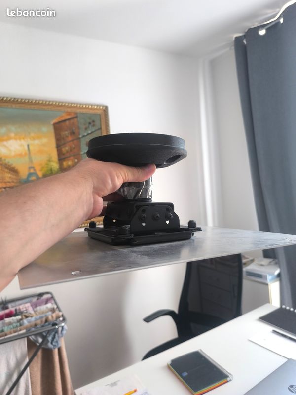 Support vidéoprojecteur (image 1)