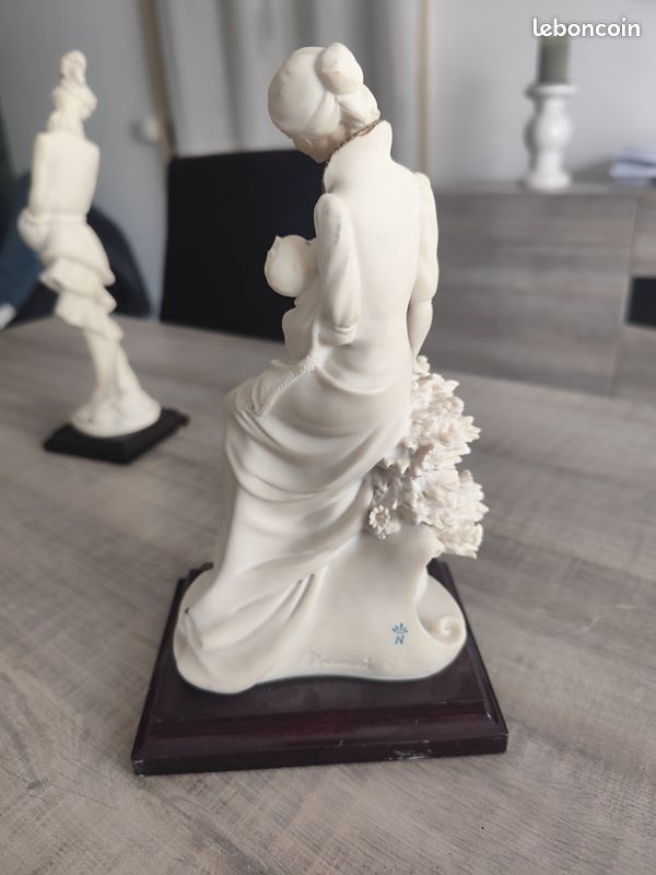 Giuseppe Armani – Sculpture « Maternity with Flowers » 1988 – Made in Italy (image 3)