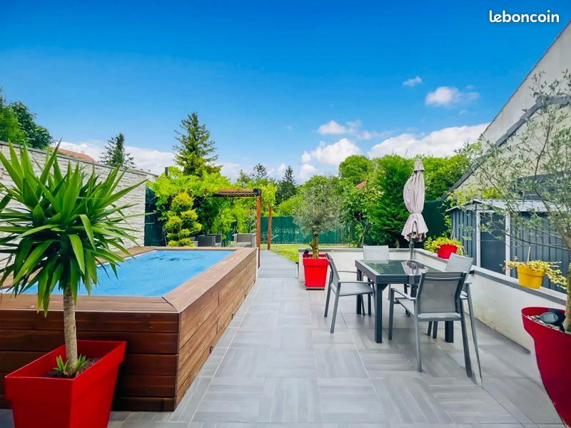 Maison 4 pièces 85 m² · à Montfermeil · 85 m² · 365 000 €