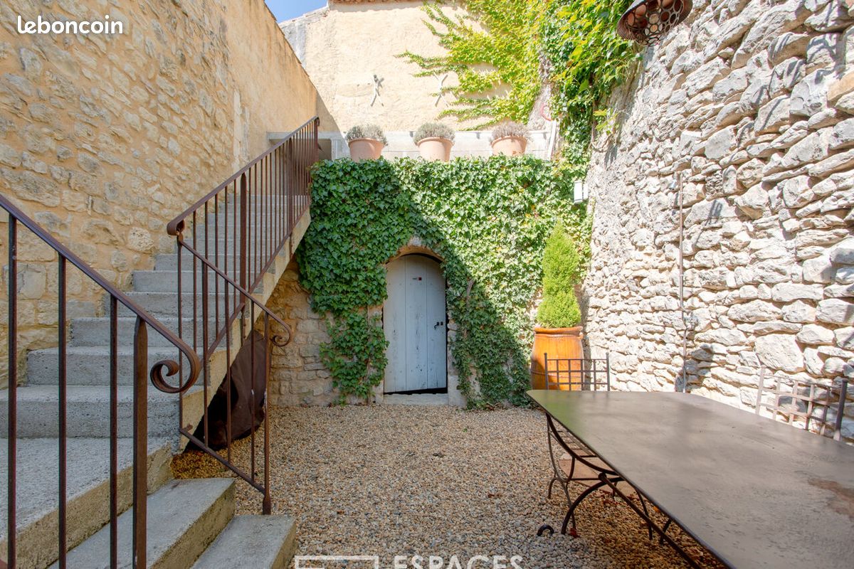 Maison 4 pièces 100 m² · à Uzès · 100 m² · 279 000 €