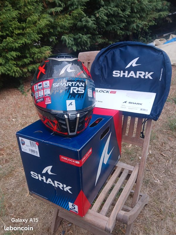 Casques shark neuf (image 1)