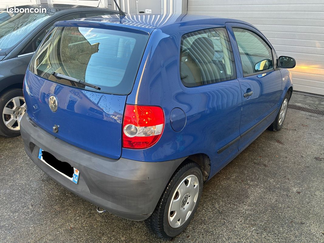 Volkswagen Fox Excellent état 123000KM D'origine (image 4)