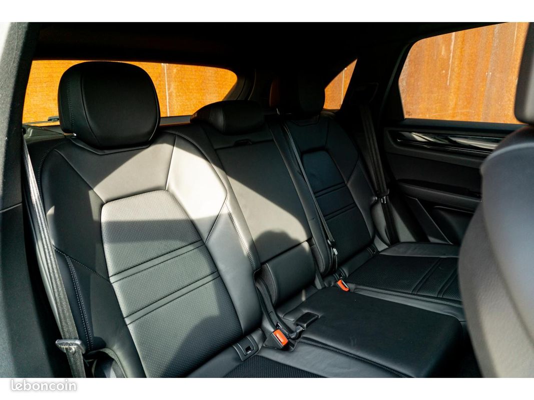 PORSCHE CAYENNE 3.0i V6 - 340 - BVA Tiptronic S - Start&Stop 2017 . PHASE 1 (image 14)
