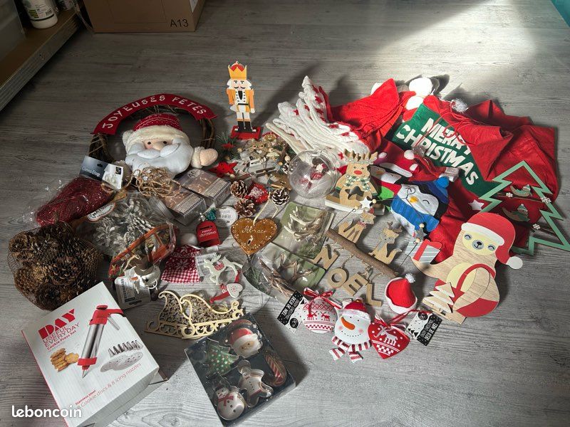 Lot de Noël lunettes de la deco une maison pour mettre dans un village s’allume (image 1)