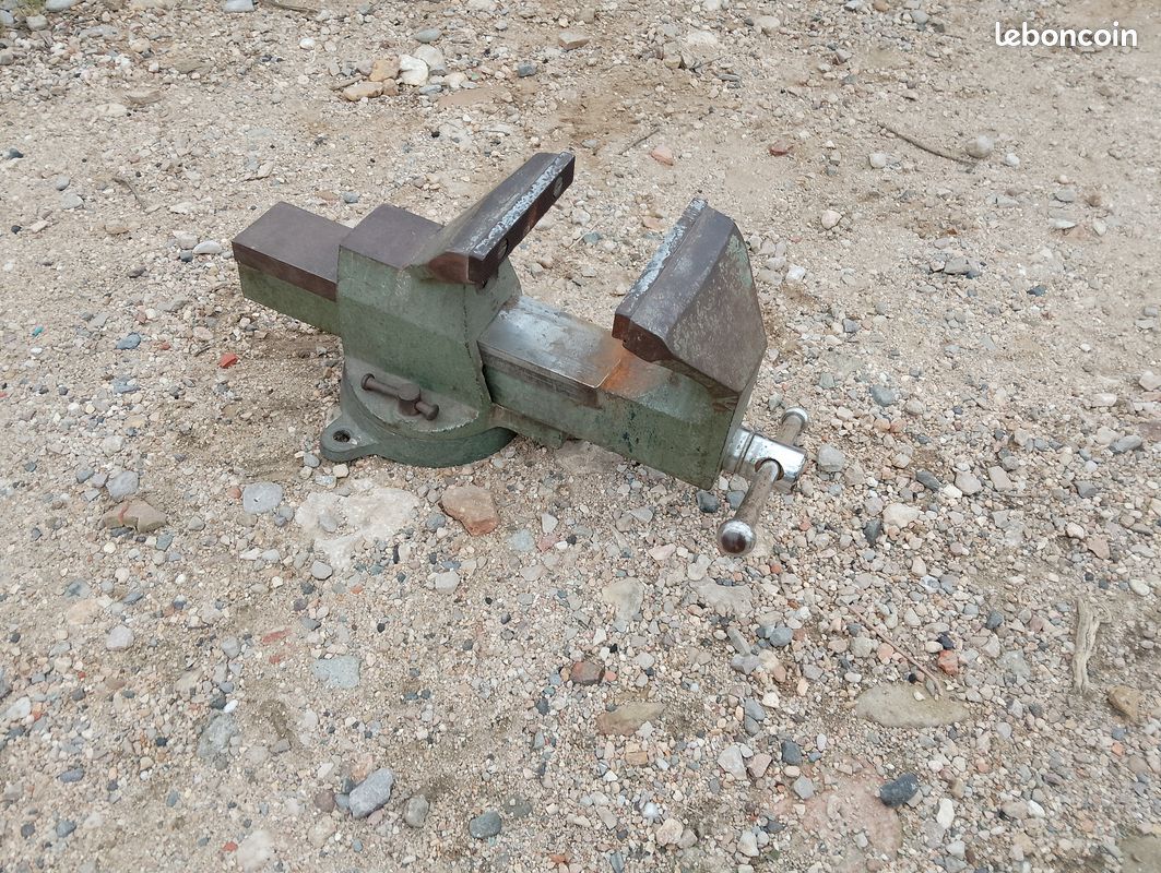 Bel étau Sambre Et Meuse – Mors De 150 Mm – Ouverture 19 Cm – 23,5 Kg