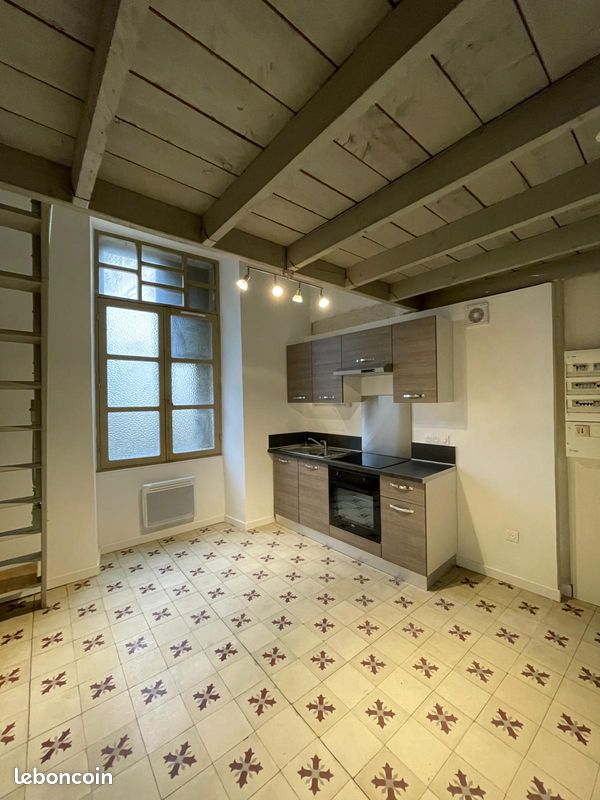 Appartement 2 pièces 32 m² · à Beaucaire · 32 m² · 445 €/mois