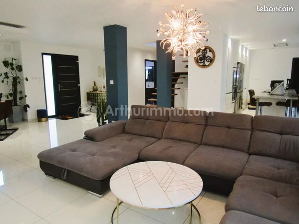 Maison 6 pièces 156 m²
