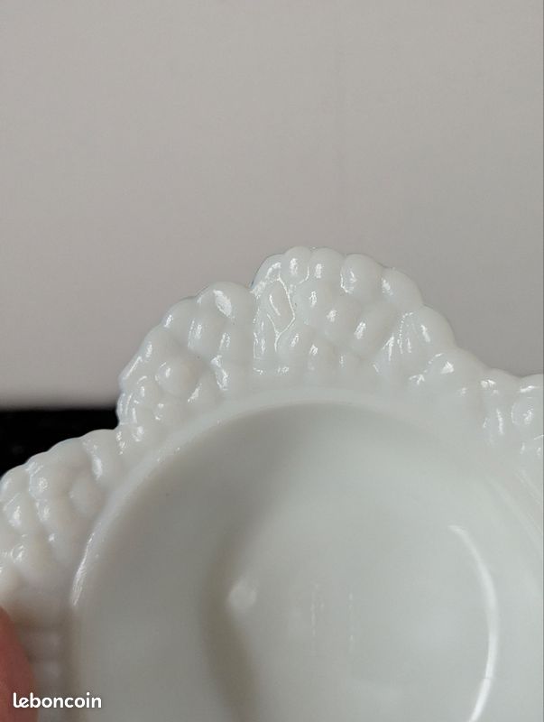 Bonbonnière chou en opaline de Portieux (image 5)