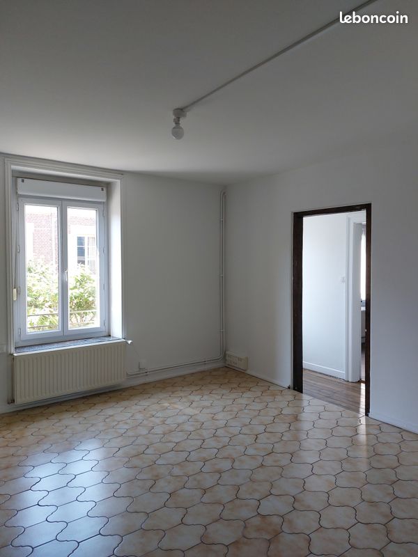 Appartement 3 pièces 74 m² · à Charleville-Mézières · 74 m² · 600 €/mois
