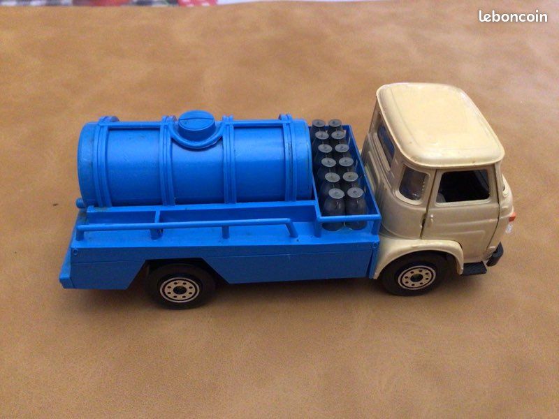 Saviem SG4 / SM élévateur Sifev – NOREV 1/43 – Bleu, En Boîte – Occasion