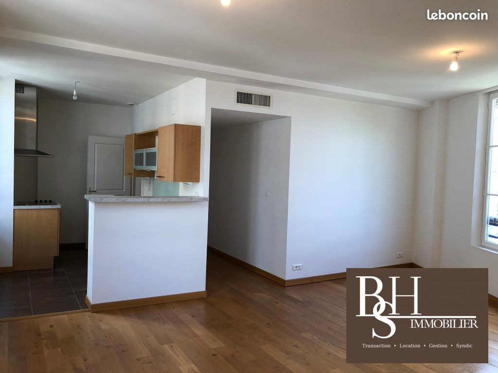 Appartement 3 pièces 81 m² · à Poitiers · 81 m² · 835 €/mois
